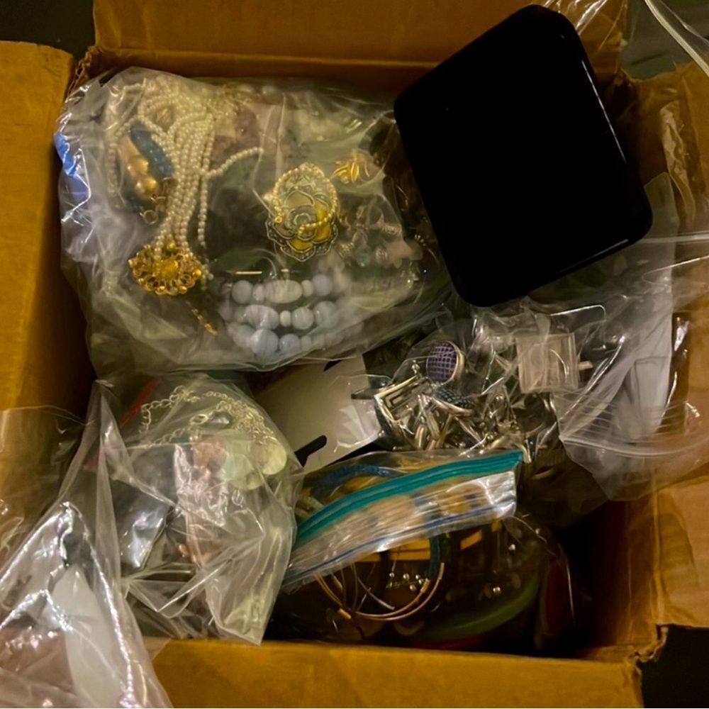 2 LB Unsearched Gold & Silver-Tone Jewelry Lot | Vintage Modern Bulk Mix